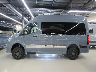 2026 Grech RV TURISMO-ION - Photo 14