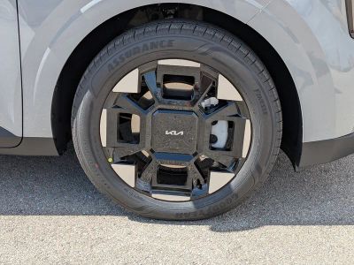 2026 Kia Carnival — photo 11 view