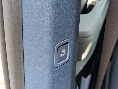 2026 Kia Carnival — photo 18 view