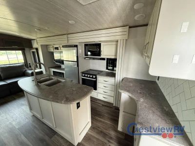 2021 Keystone RV Cougar Half-Ton - Photo 4