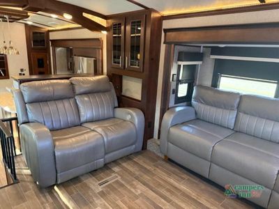2020 Jayco Pinnacle - Photo 14
