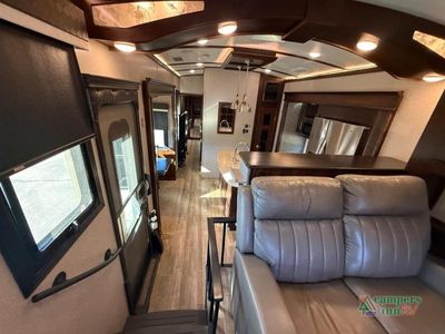 2020 Jayco Pinnacle - Photo 41
