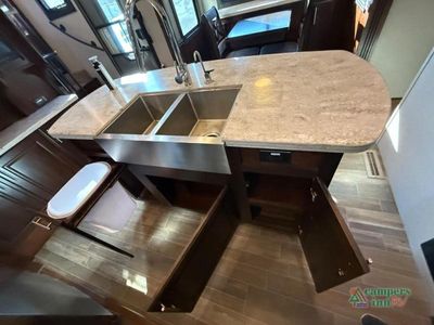 2020 Jayco Pinnacle - Photo 48