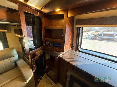 2020 Jayco Pinnacle - Photo 37