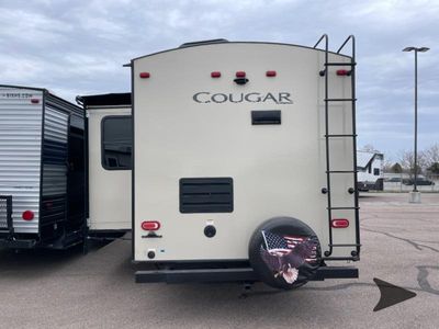 2019 Keystone RV Cougar Half-Ton Series - Photo 10