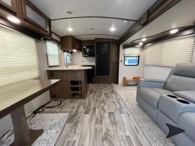 2019 Keystone RV Cougar Half-Ton Series - Photo 3