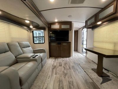 2019 Keystone RV Cougar Half-Ton Series - Photo 16