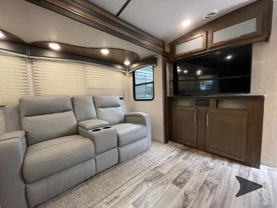 2019 Keystone RV Cougar Half-Ton Series - Photo 18
