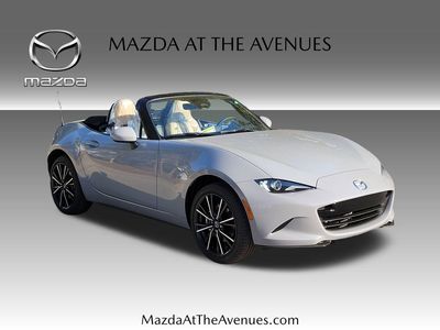 2026 Mazda MX-5 Miata - Photo 4