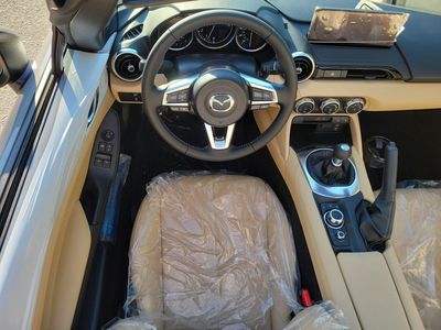 2026 Mazda MX-5 Miata - Photo 16