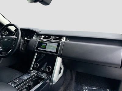 2019 Land Rover Range Rover — photo 33 view