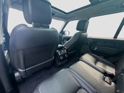 2019 Land Rover Range Rover — photo 25 view