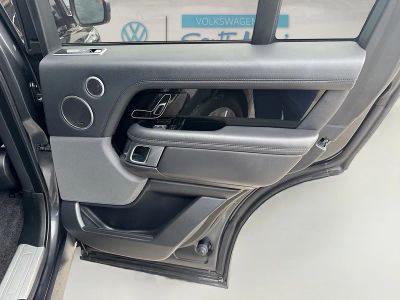 2019 Land Rover Range Rover — photo 31 view