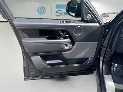 2019 Land Rover Range Rover — photo 20 view