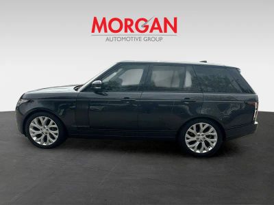 2019 Land Rover Range Rover — interior view