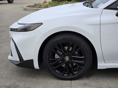2026 Toyota Camry - Photo 6