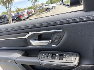 2026 Ram 1500 — photo 15 view