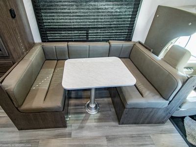2026 Entegra Coach Odyssey SE - Photo 9