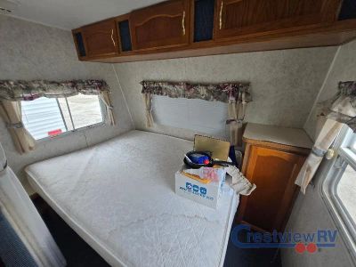 2002 Forest River RV Wildwood - Photo 9