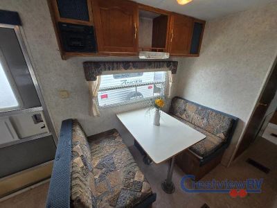 2002 Forest River RV Wildwood - Photo 10