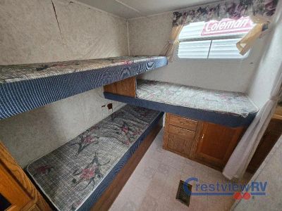 2002 Forest River RV Wildwood - Photo 26