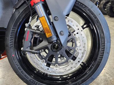 2026 KTM 990 RC R - Photo 9