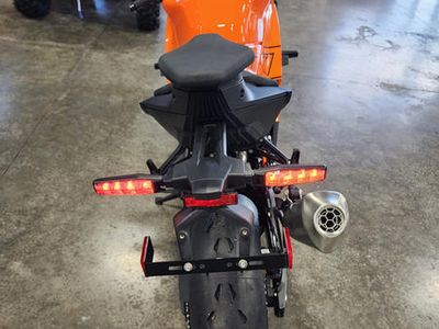 2026 KTM 990 RC R - Photo 6