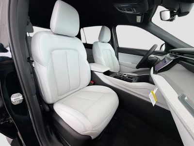 2026 Jeep Cherokee — photo 14 view
