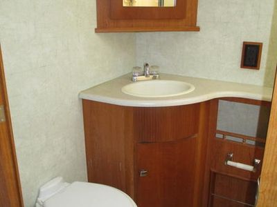 2008 Winnebago ITASCA - Photo 18
