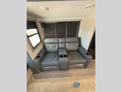 2024 Forest River RV Salem Hemisphere Hyper-Lyte - Photo 10