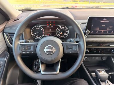 2023 Nissan Rogue - Photo 2