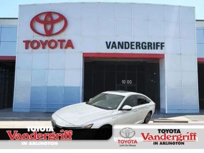 2021 Honda Accord Hybrid N/A in White — front three-quarter view