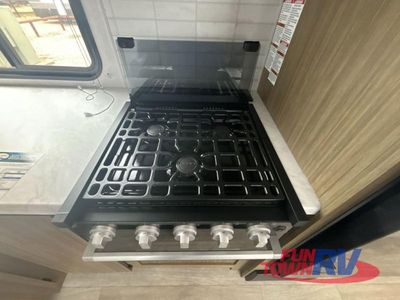 2025 Forest River RV Salem - Photo 24