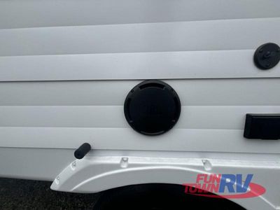 2025 Forest River RV Salem - Photo 16