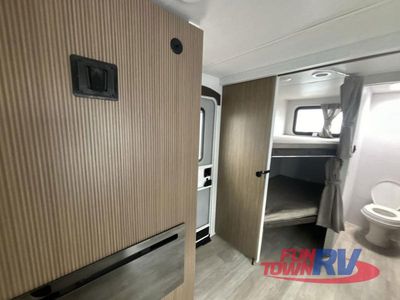 2025 Forest River RV Salem - Photo 6