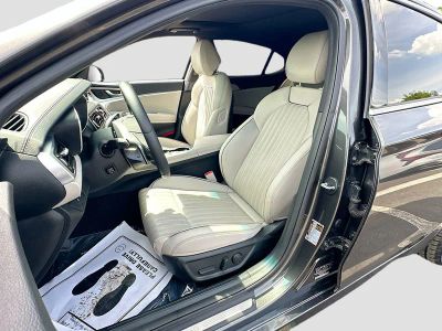 2023 Genesis G70 — photo 22 view