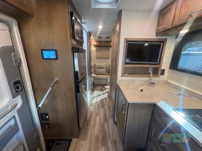2024 Tiffin Motorhomes Wayfarer - Photo 11