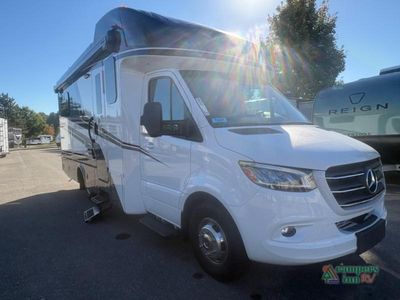 2024 Tiffin Motorhomes Wayfarer - Photo 1