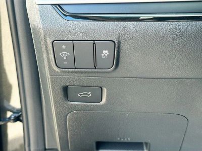 2026 Kia K5 — photo 10 view