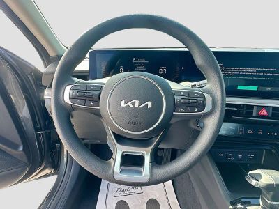 2026 Kia K5 — photo 11 view