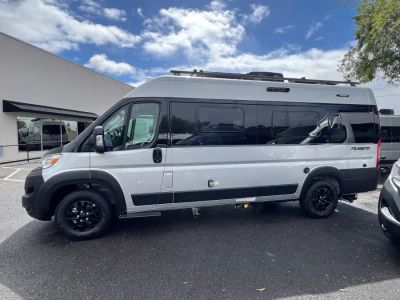 2026 Winnebago TRAVATO - Photo 17