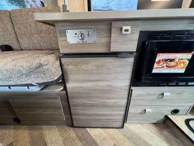 2026 Winnebago TRAVATO - Photo 9