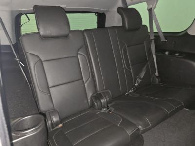 2019 Chevrolet Suburban - Photo 16
