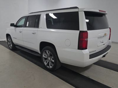 2019 Chevrolet Suburban - Photo 3