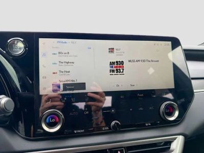 2026 Lexus RX — photo 33 view