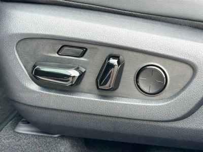 2026 Lexus RX — photo 26 view