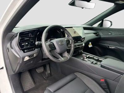 2026 Lexus RX — photo 27 view
