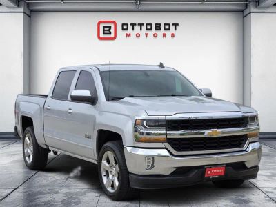 2017 Chevrolet Silverado 1500 - Photo 2