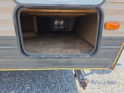 2016 Prime Time RV Avenger ATI — photo 12 view
