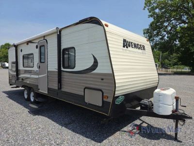 2016 Prime Time RV Avenger ATI — rear three-quarter view